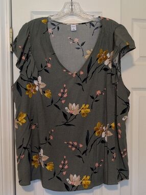 Old Navy Olive Floral V-Neck Ruffle Sleeve Blouse